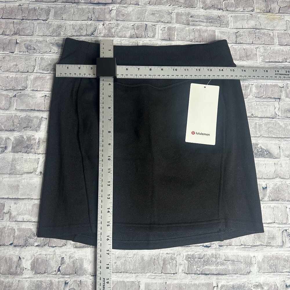 NWT Lululemon Scuba High Rise Mini Skirt Size Medium (BLK) LW8ALSS - Picture 11 of 11